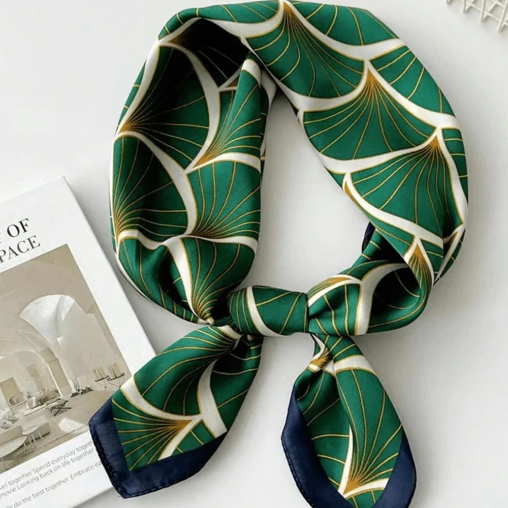 Elegant Green and Gold Scarf
